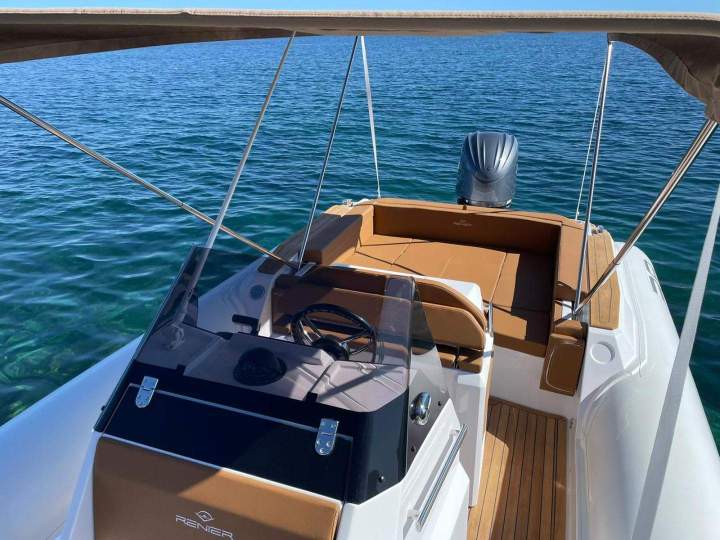 Location bateau moteur permis Porto-Vecchio