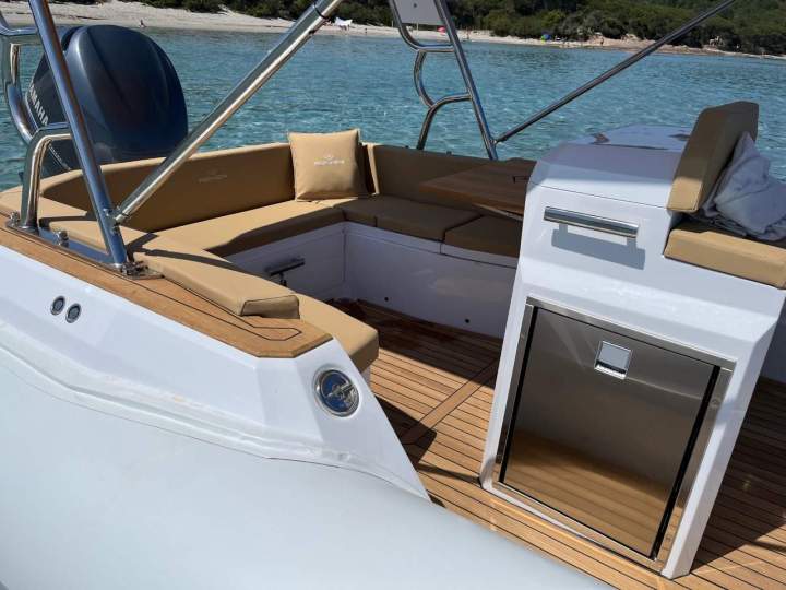 Location bateaux familiaux avec permis Porto-Vecchio