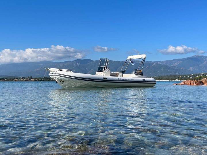 Location de bateau rapide avec permis Porto-Vecchio