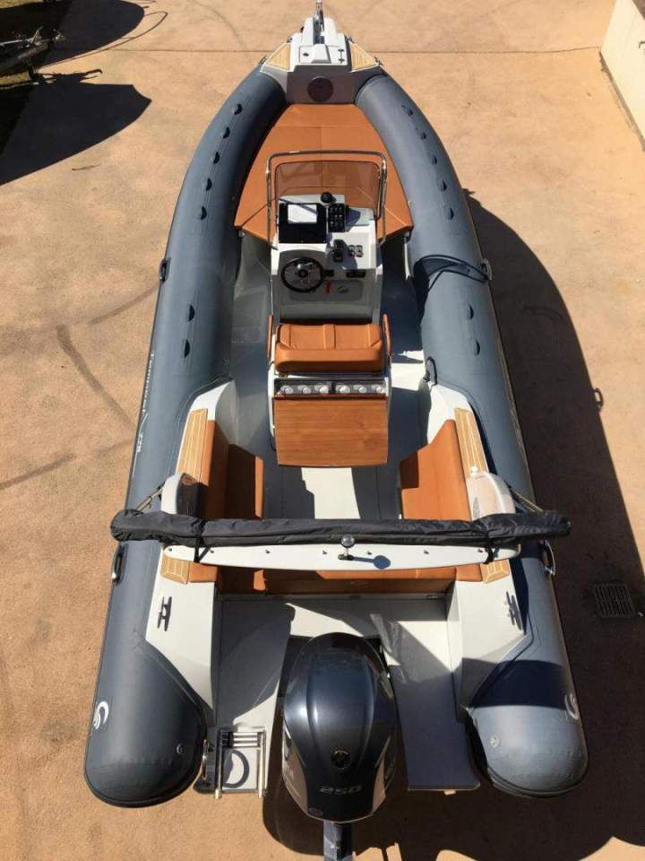 Location bateau moteur permis Porto-Vecchio