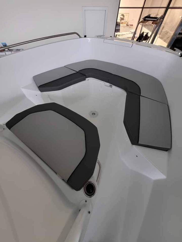 Location semi-rigide avec permis Porto-Vecchio