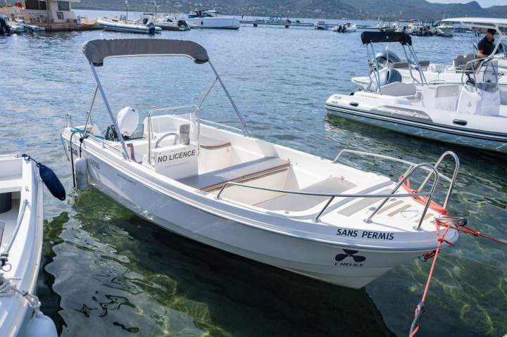 Location de bateau sans permis Porto-Vecchio