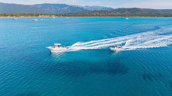 Louer un bateau moteur Porto-Vecchio