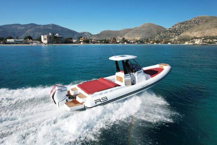 Louer un bateau avec permis Porto-Vecchio