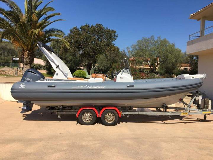 Location de bateau côtier avec permis Porto-Vecchio