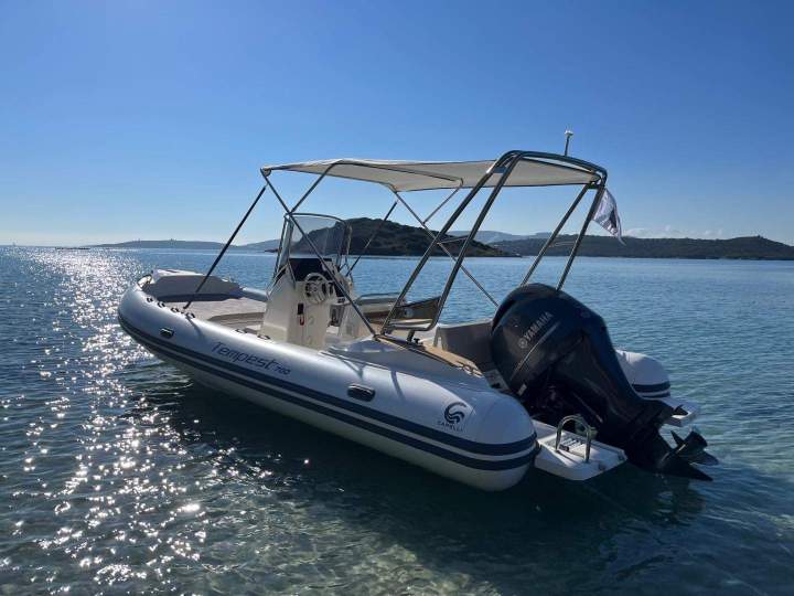 Location de bateau côtier avec permis Porto-Vecchio