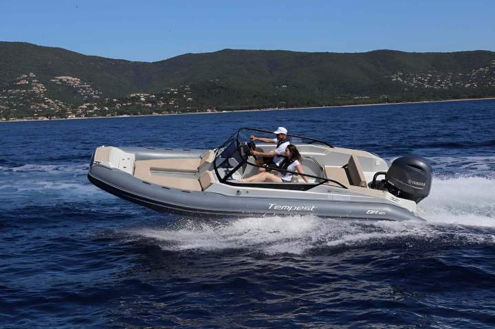 Location de bateaux avec permis Porto-Vecchio